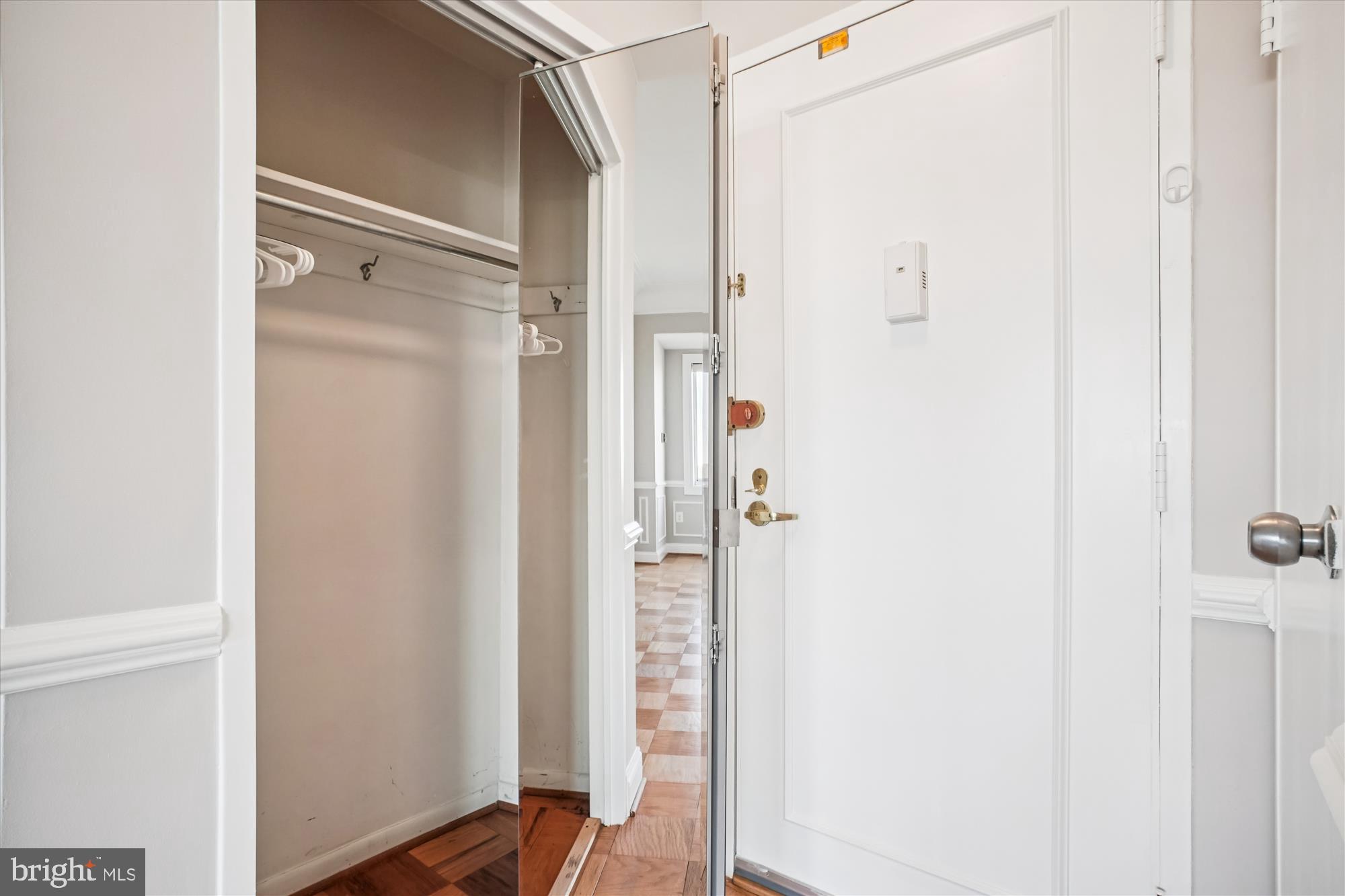 10401 GROSVENOR PLACE 1515