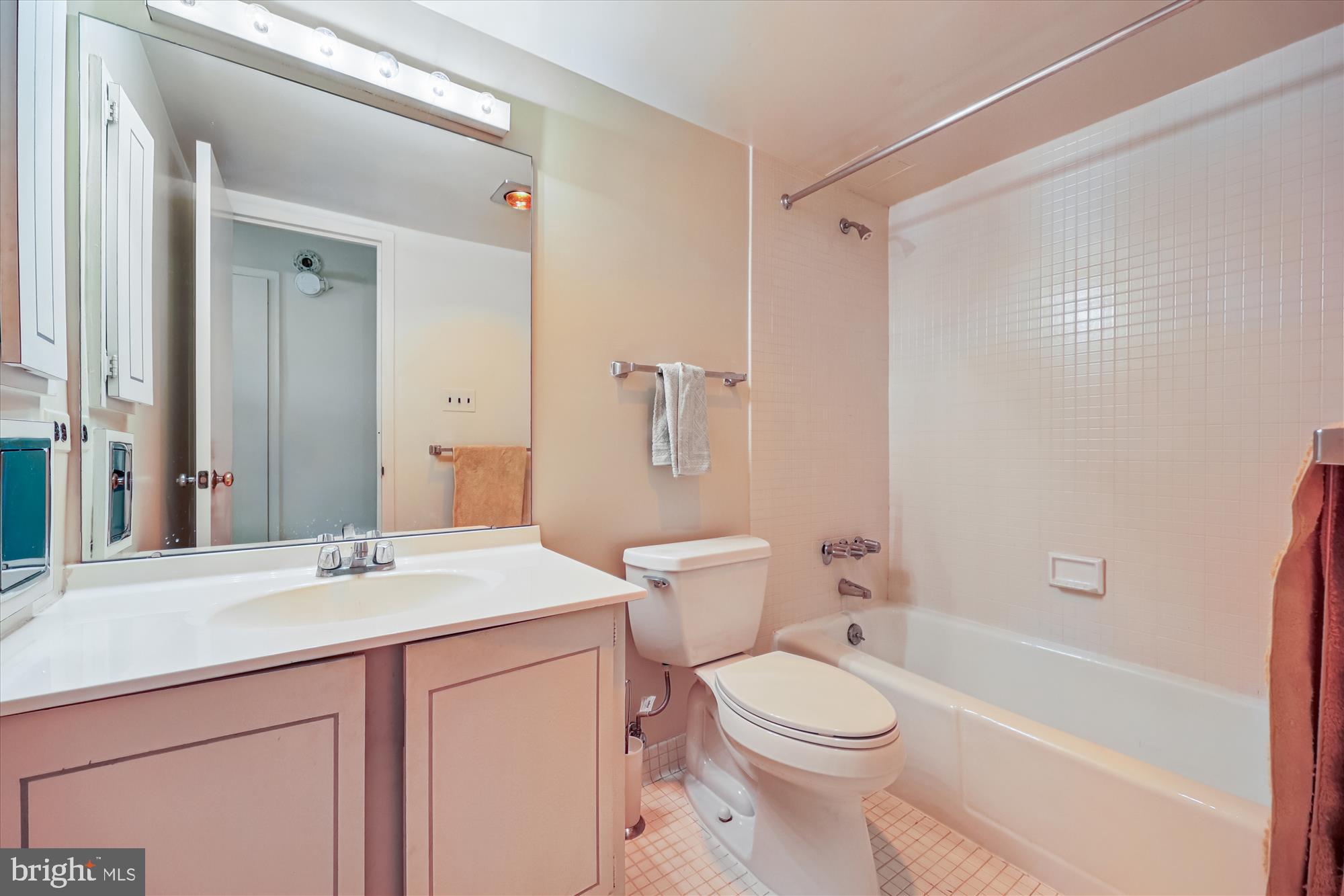 4620 N PARK AVENUE 1408-E