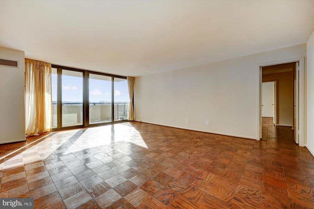 4620 N PARK AVENUE 1408-E
