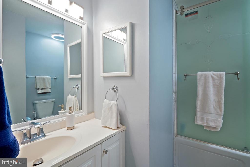 13525 WINDING TRAIL COURT