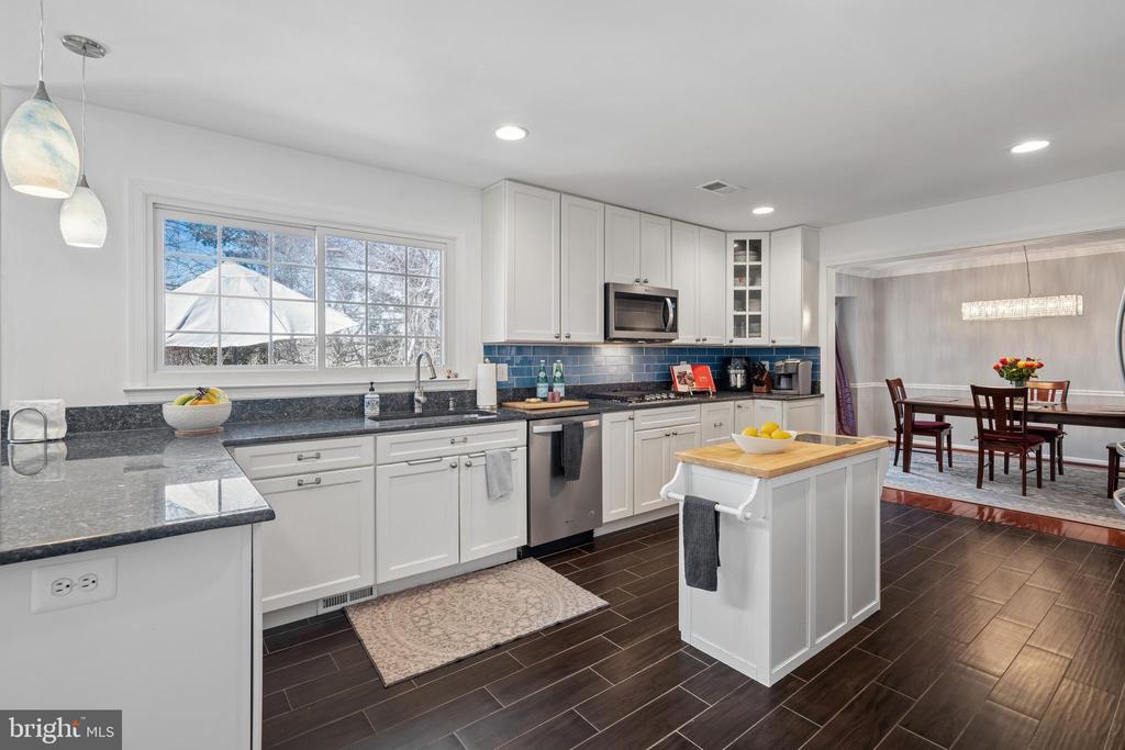 13525 WINDING TRAIL COURT