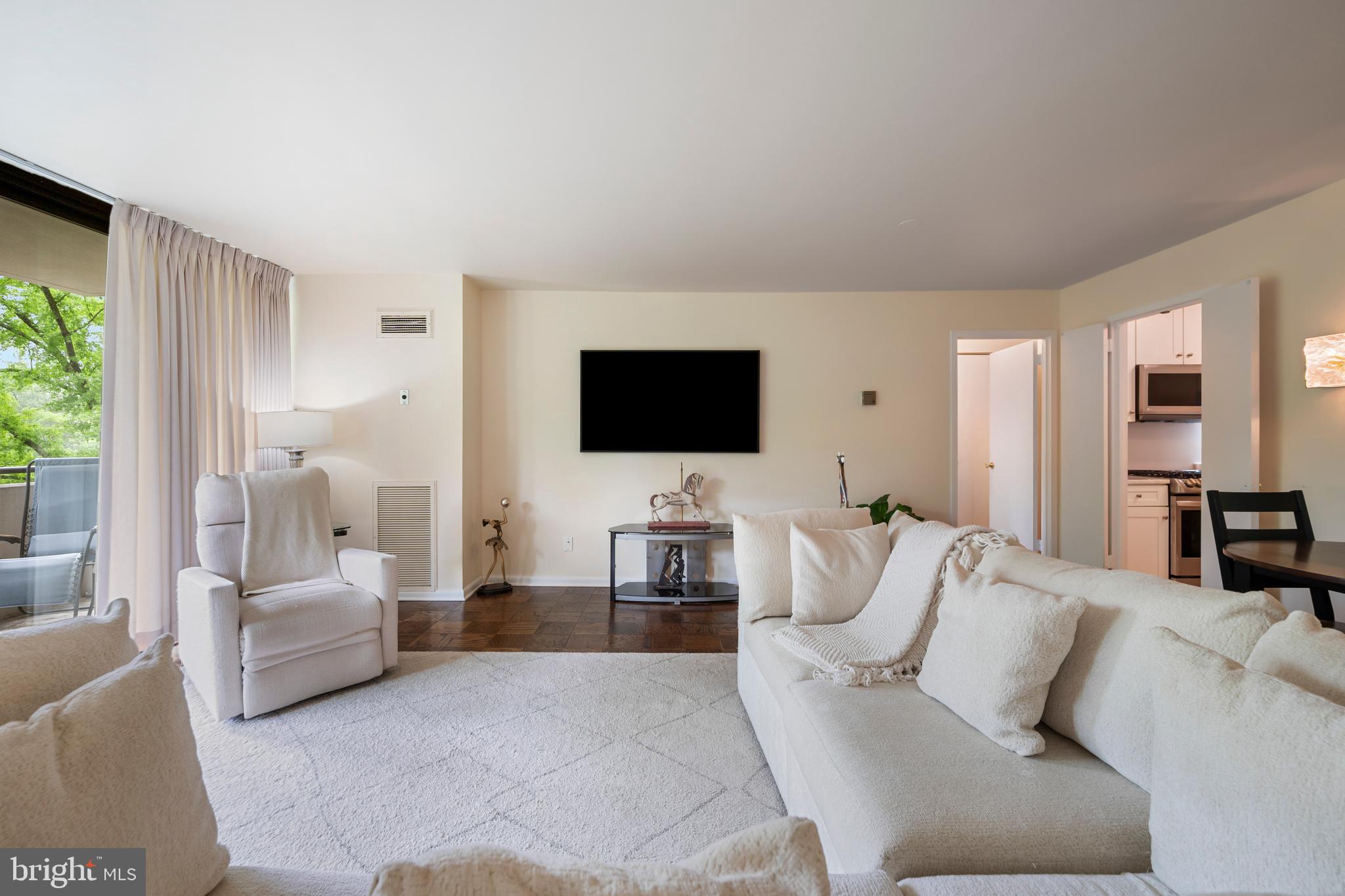 4620 N PARK AVENUE 305W