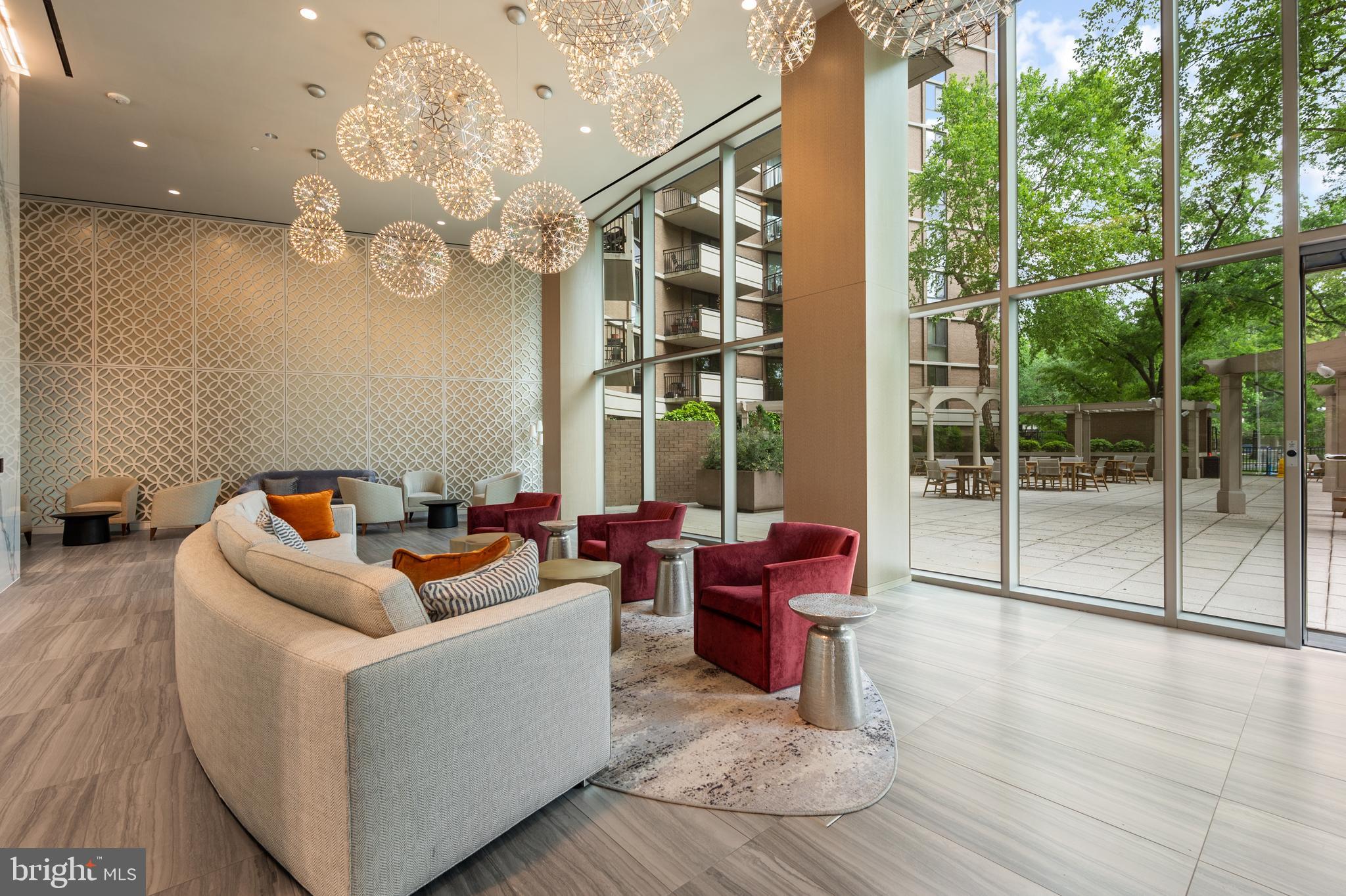 4620 N PARK AVENUE 305W