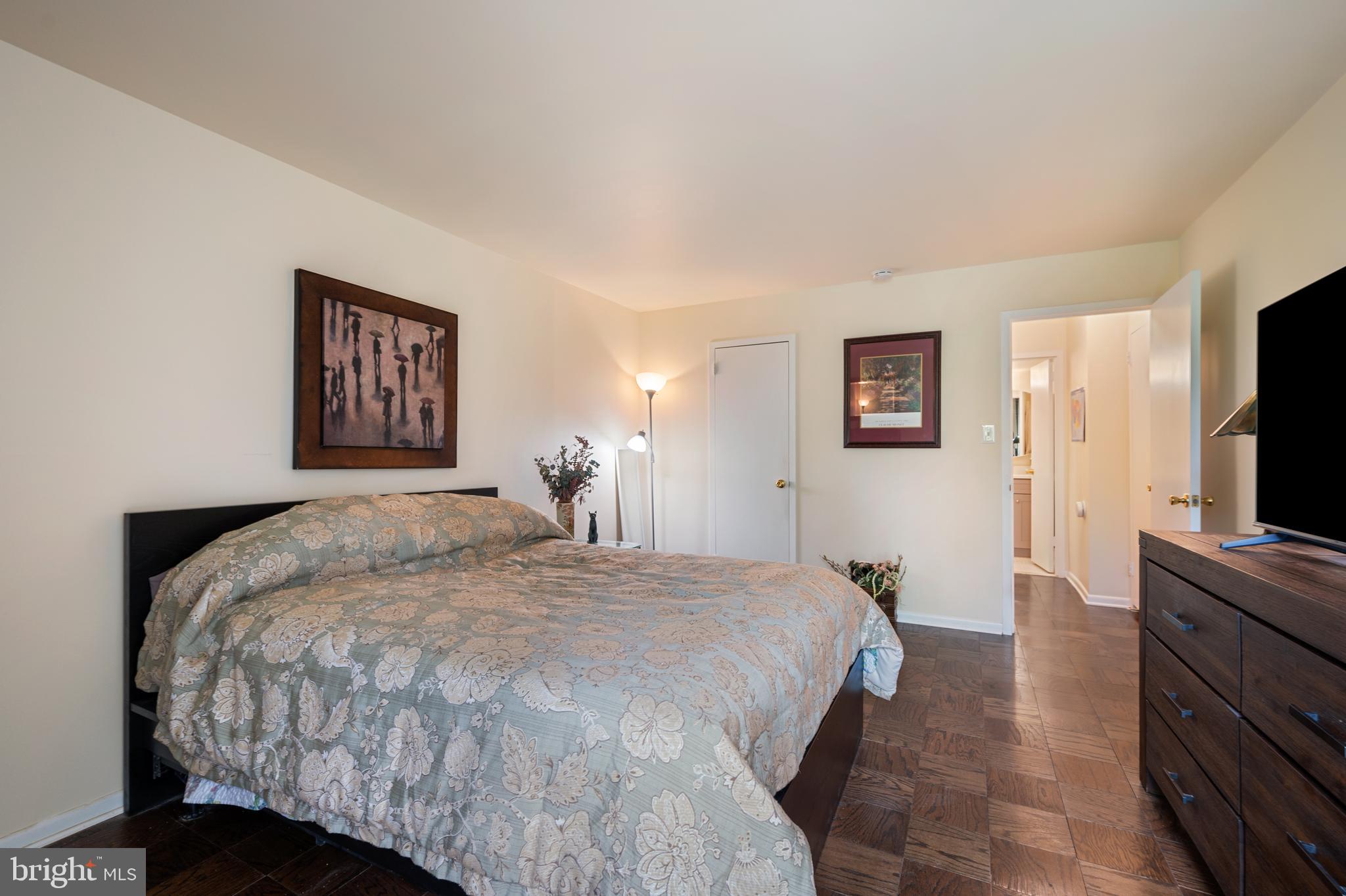 4620 N PARK AVENUE 305W