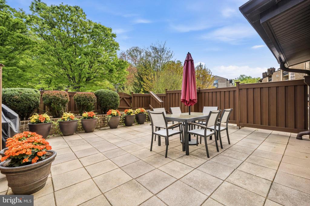11420 STRAND DRIVE R-105