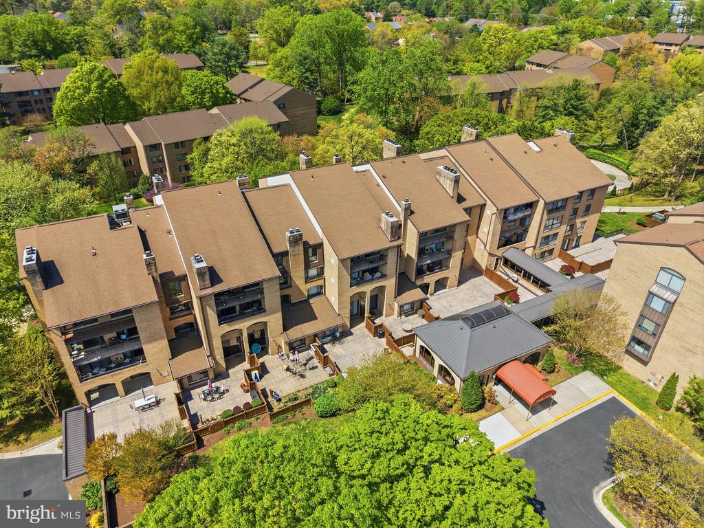 11420 STRAND DRIVE R-105