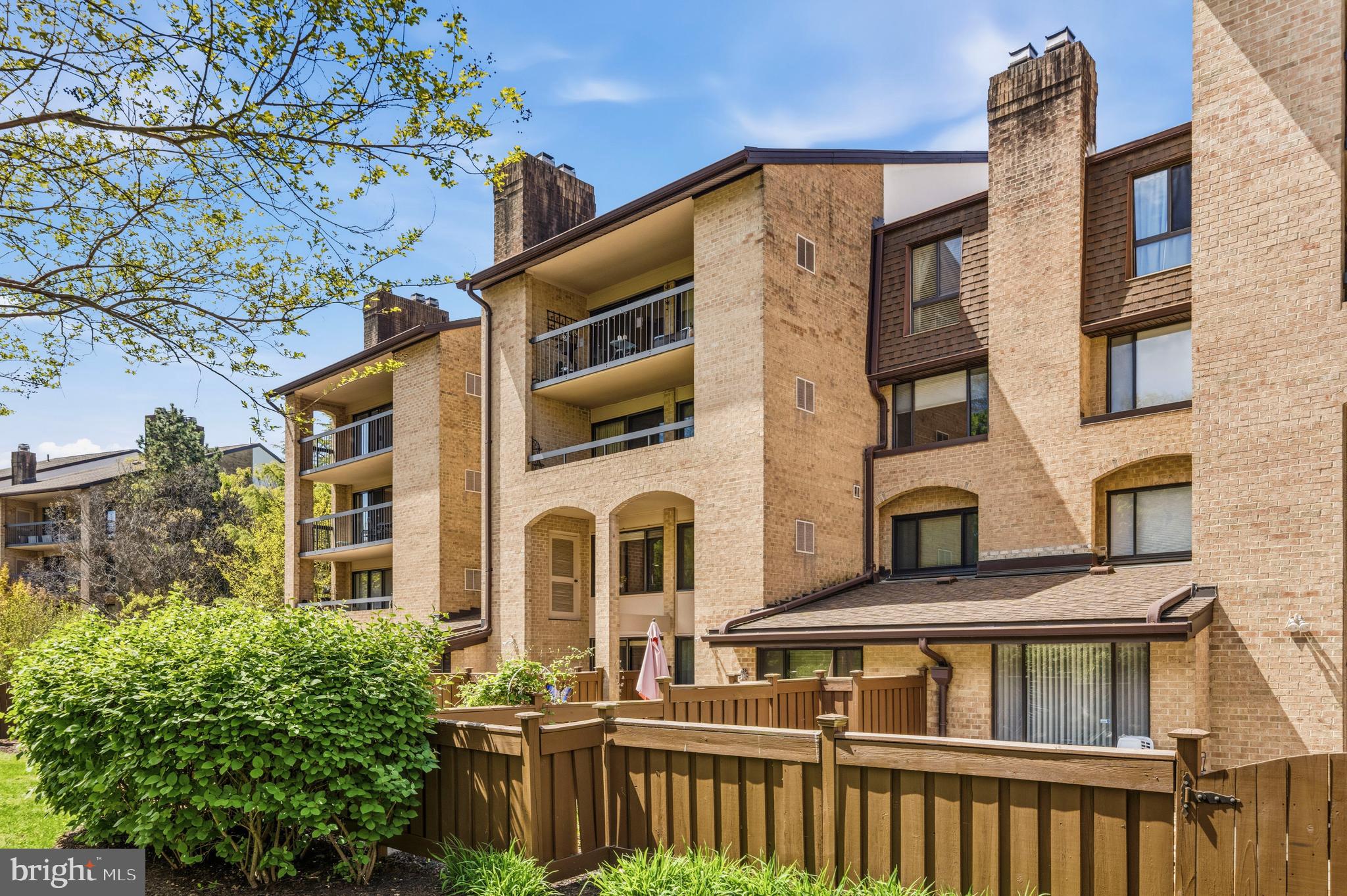 11420 STRAND DRIVE R-105