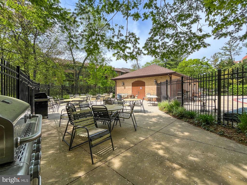 11420 STRAND DRIVE R-105