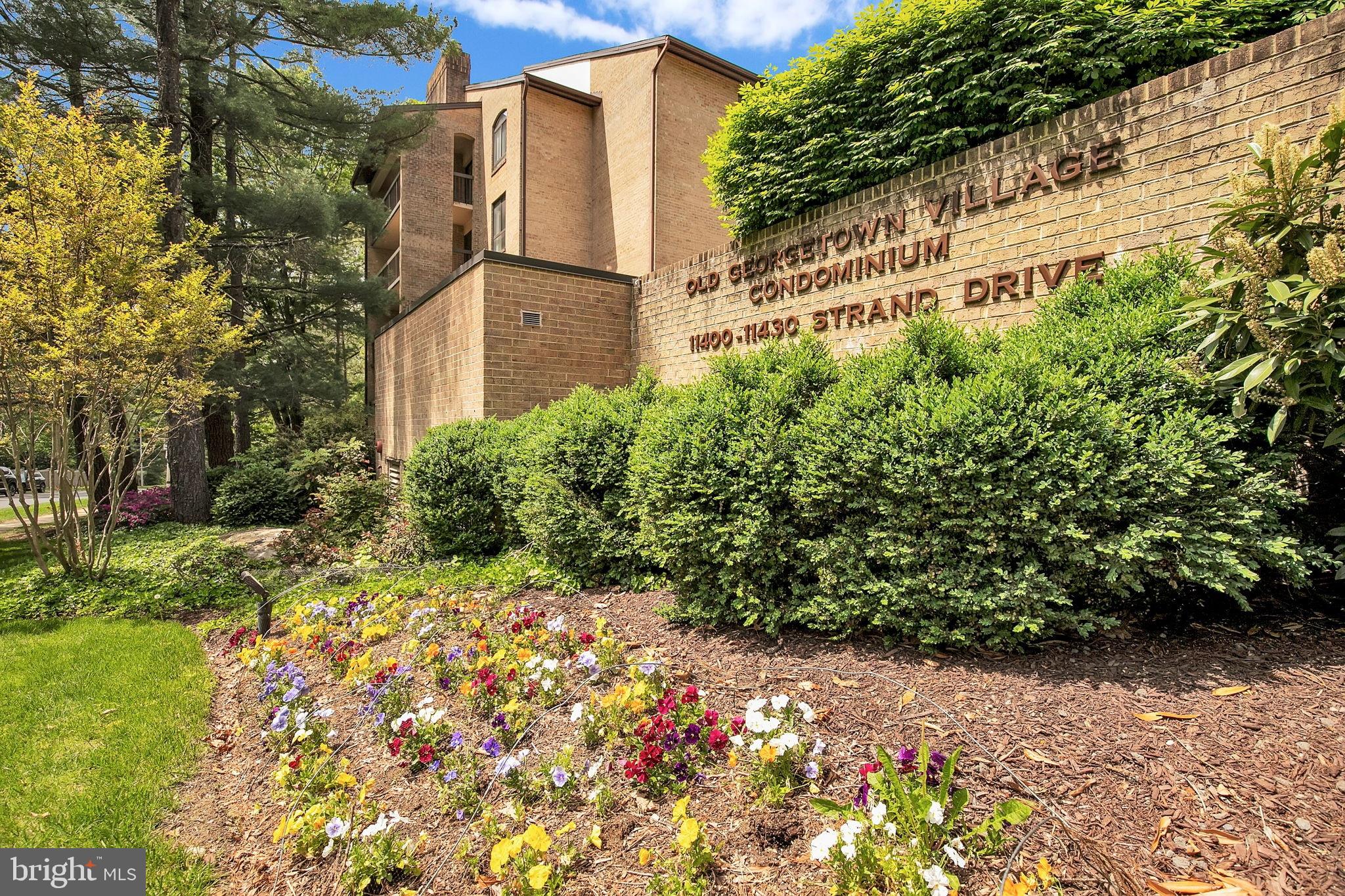 11420 STRAND DRIVE R-105
