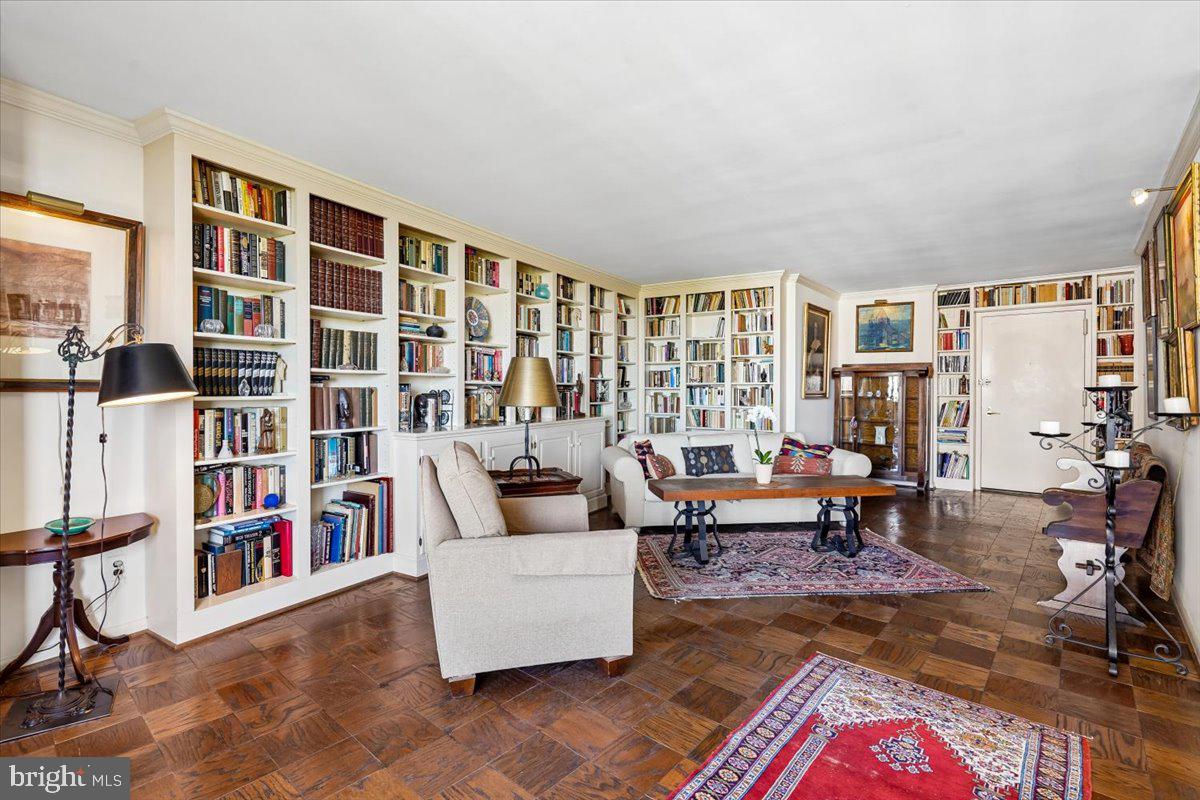 4620 N PARK AVENUE 1205 E