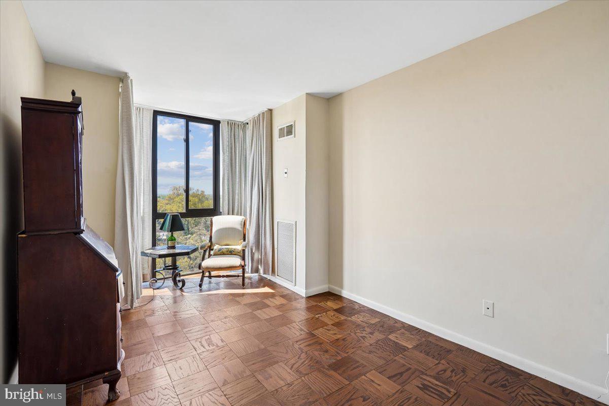 4620 N PARK AVENUE 1205 E