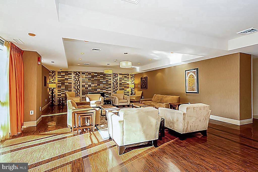 4620 N PARK AVENUE 1205 E