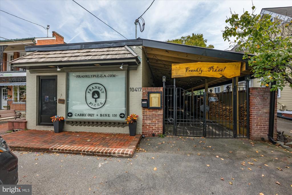 3810 DRESDEN STREET