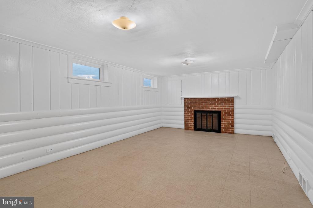 8112 RAYBURN ROAD