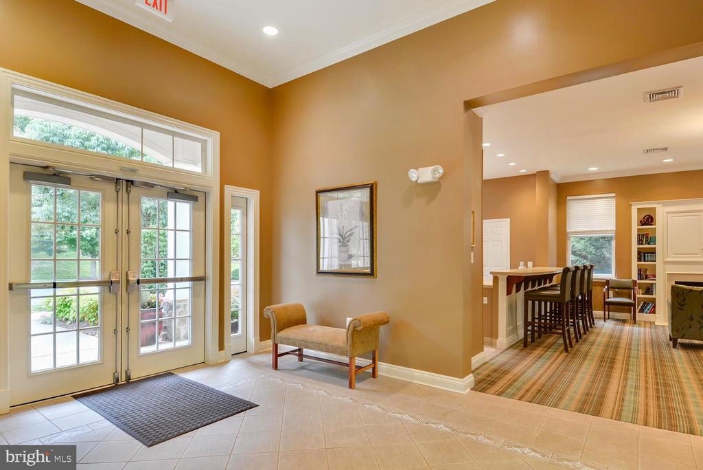 301 HIGH GABLES DRIVE Unit: 402