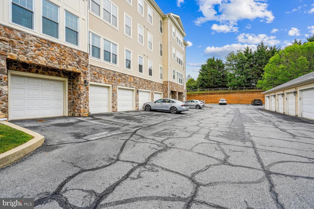 301 HIGH GABLES DRIVE Unit: 402