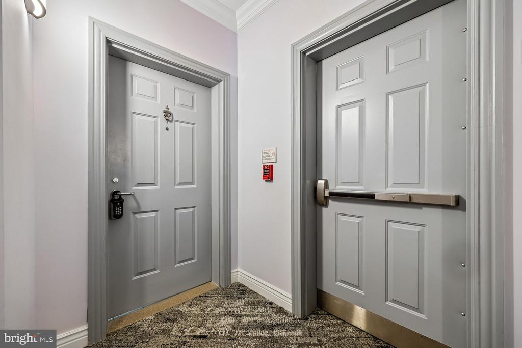 301 HIGH GABLES DRIVE Unit: 402