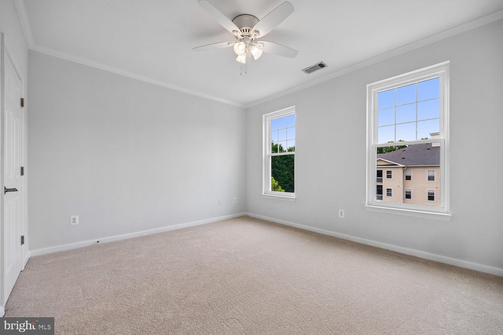 301 HIGH GABLES DRIVE Unit: 402