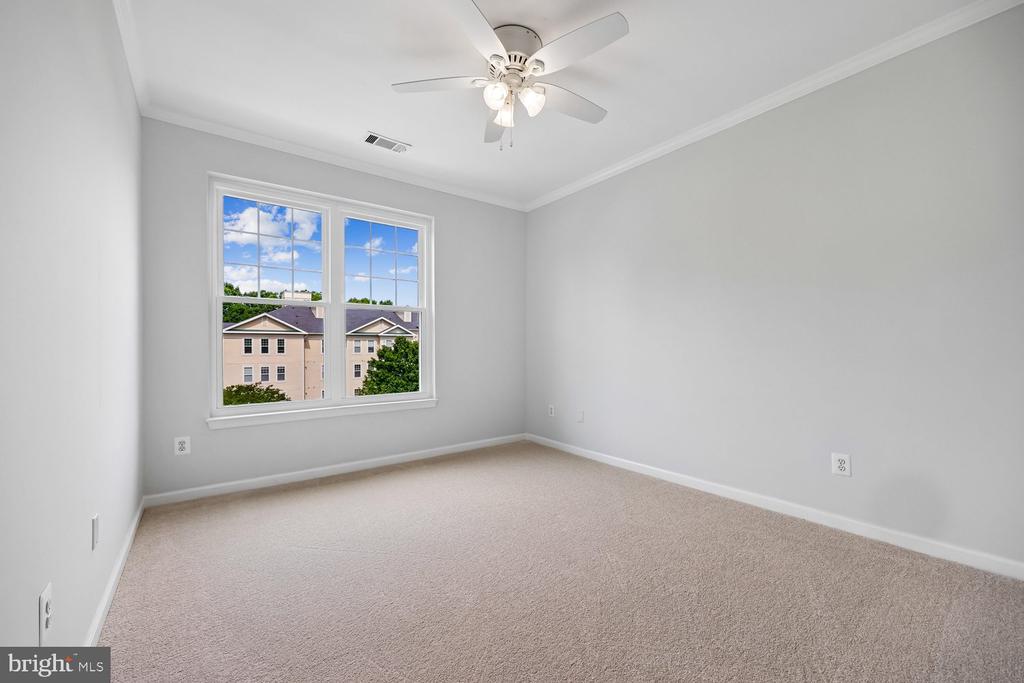 301 HIGH GABLES DRIVE Unit: 402