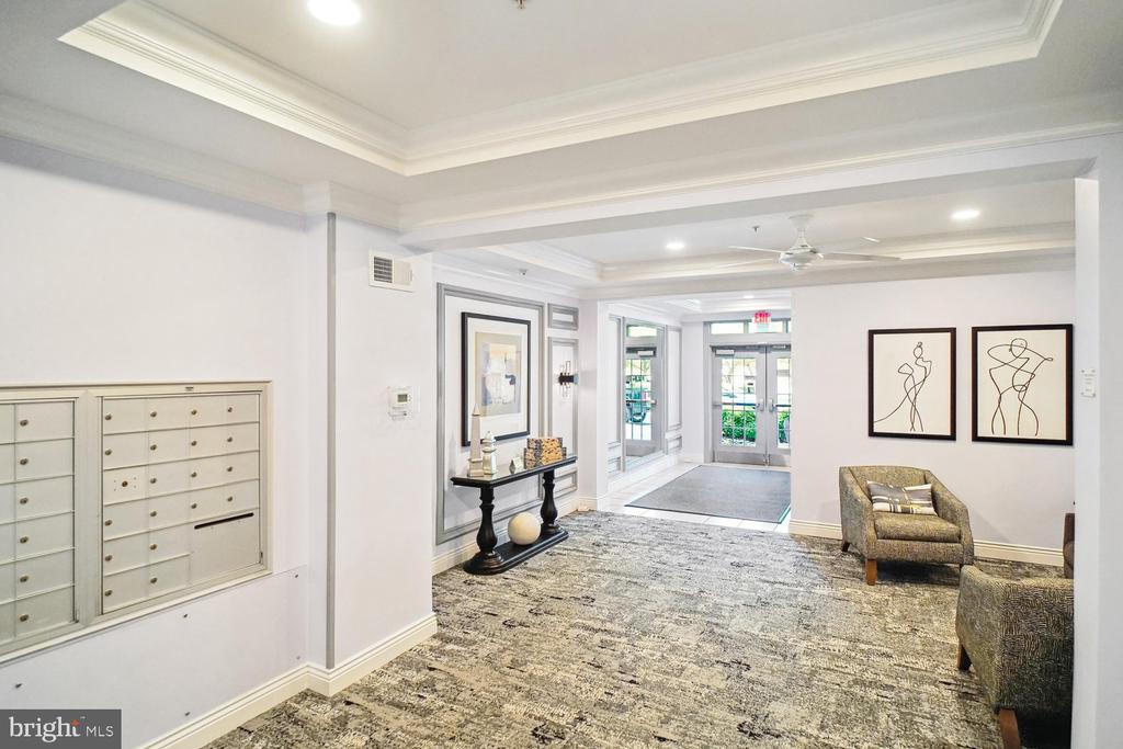 301 HIGH GABLES DRIVE Unit: 402