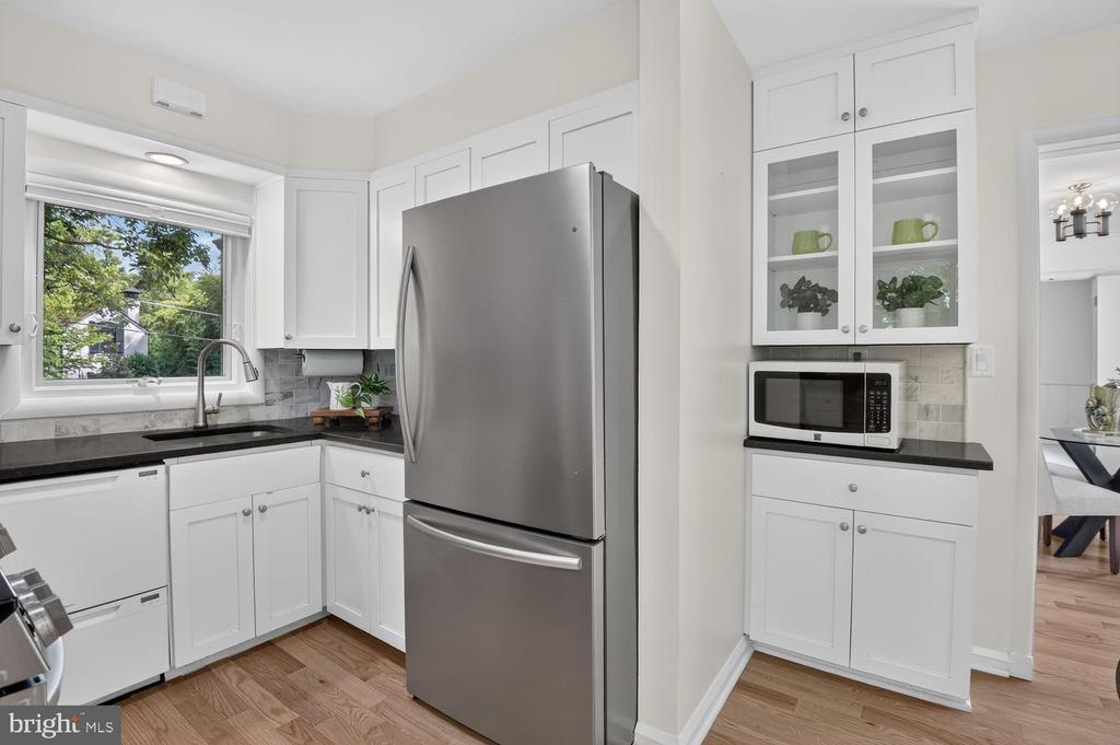 6008 BENALDER DRIVE