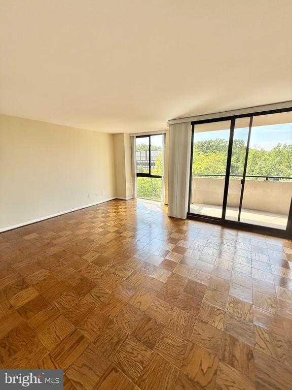 4620 N PARK AVENUE Unit: 604E