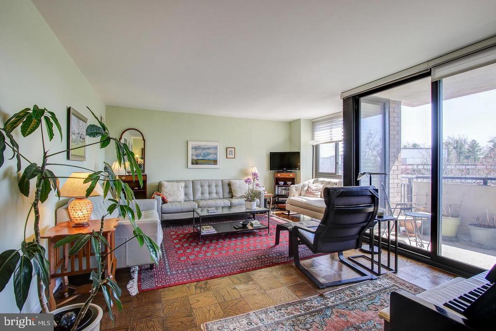4620 N PARK AVENUE Unit: 604E