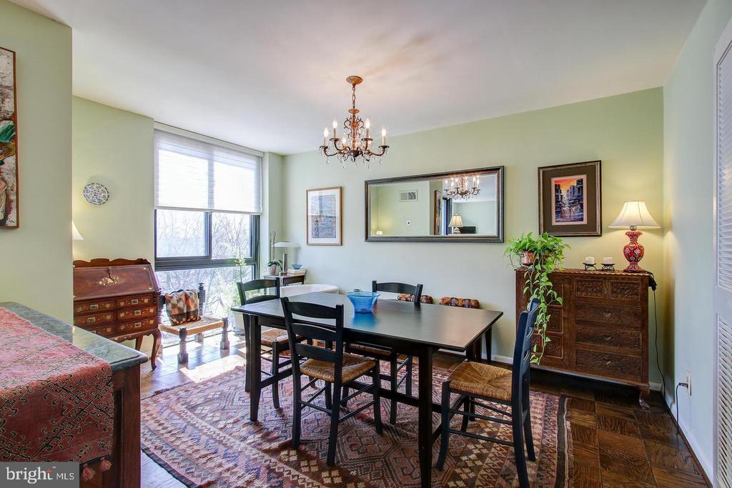 4620 N PARK AVENUE Unit: 604E