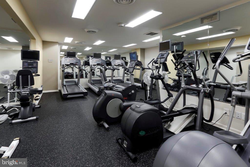 4620 N PARK AVENUE Unit: 604E