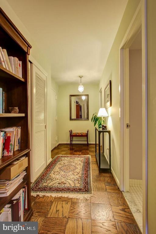 4620 N PARK AVENUE Unit: 604E