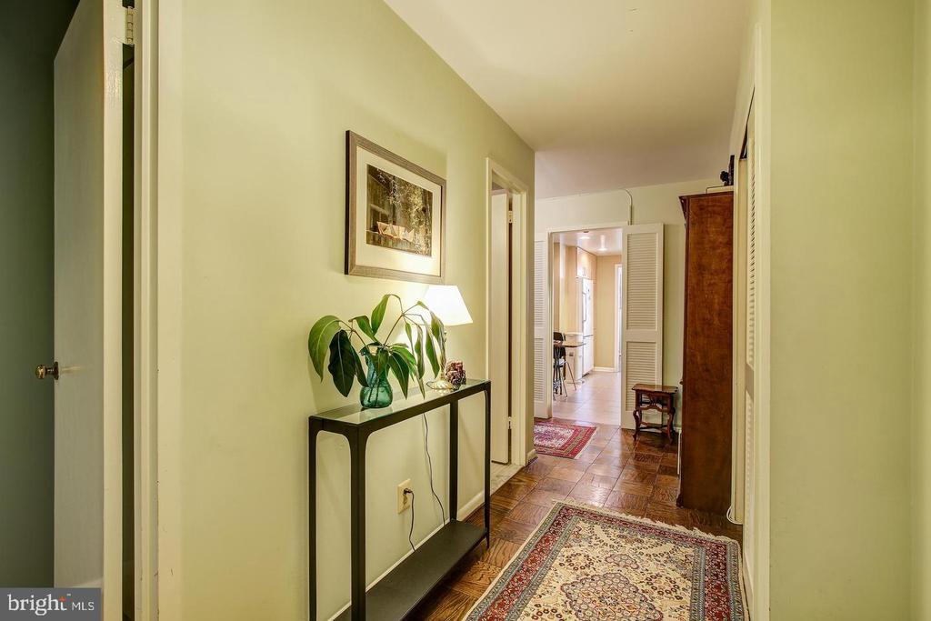 4620 N PARK AVENUE Unit: 604E