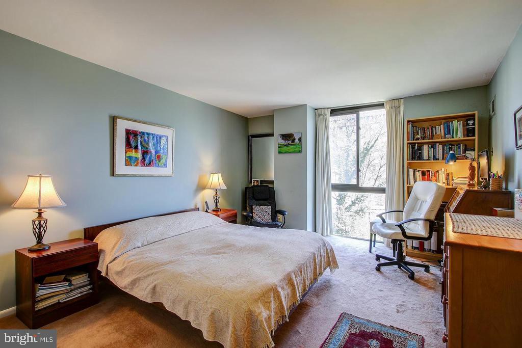 4620 N PARK AVENUE Unit: 604E
