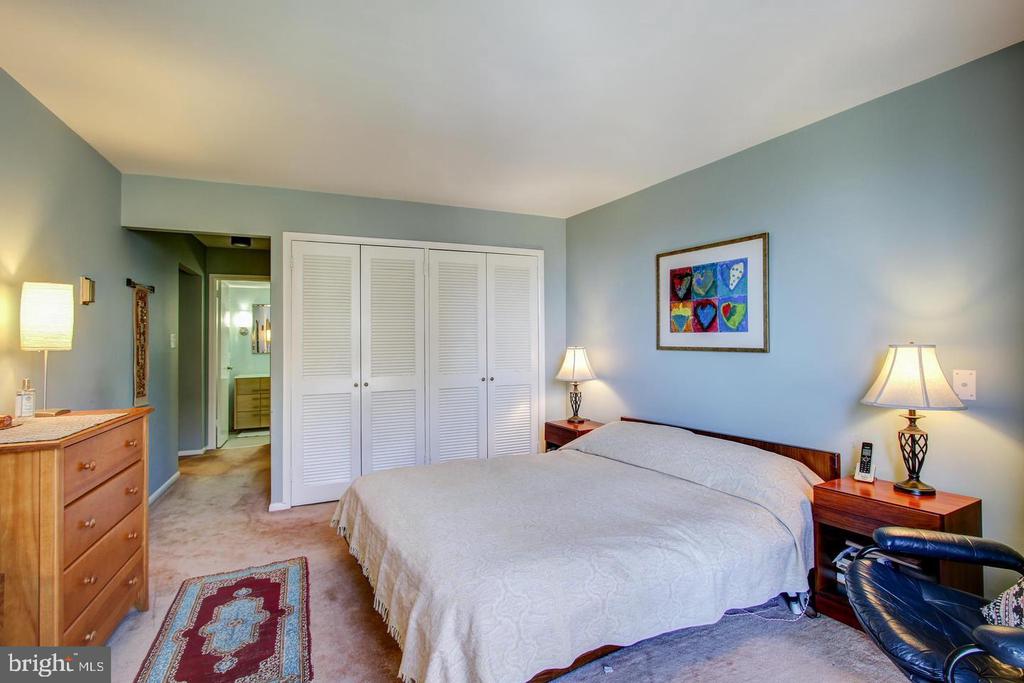 4620 N PARK AVENUE Unit: 604E