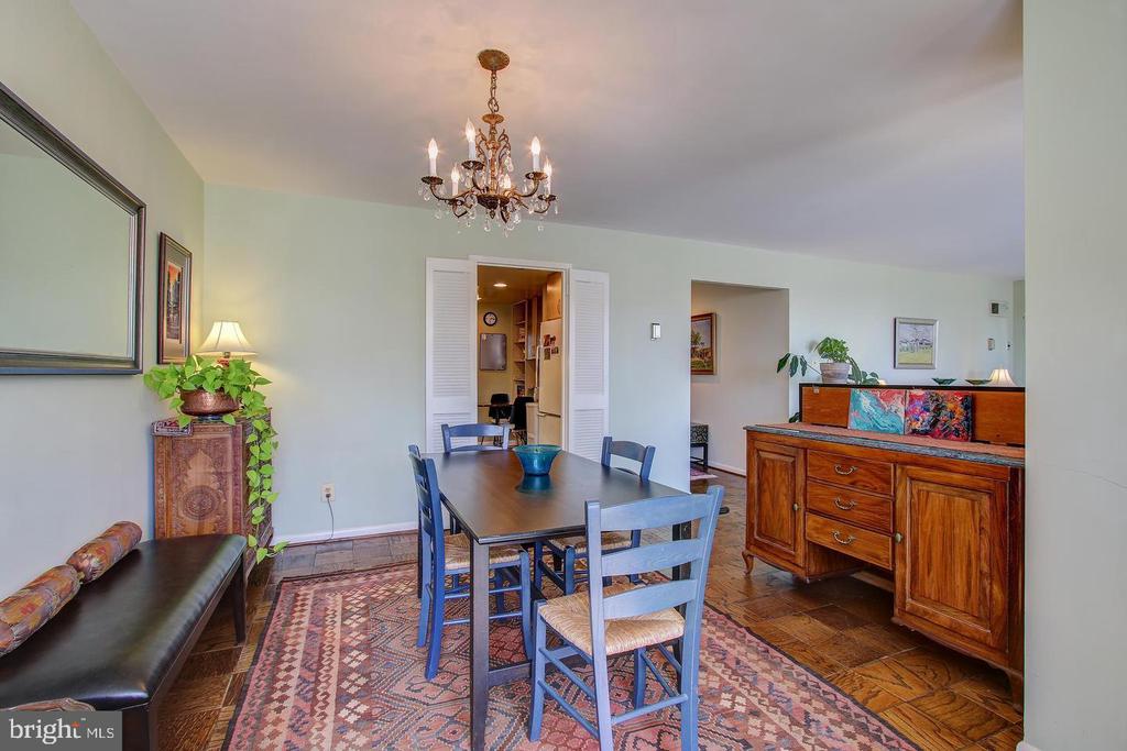 4620 N PARK AVENUE Unit: 604E