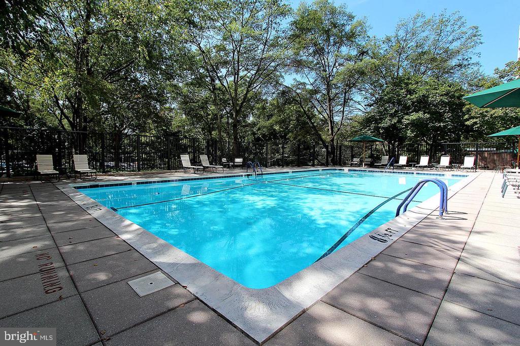 4620 N PARK AVENUE Unit: 604E
