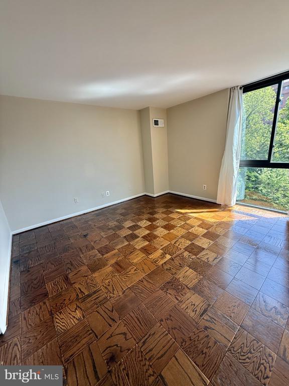 4620 N PARK AVENUE Unit: 604E