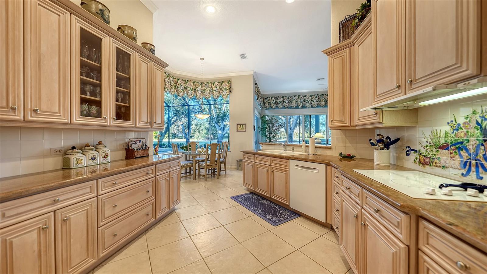 480 ORISKANY CT