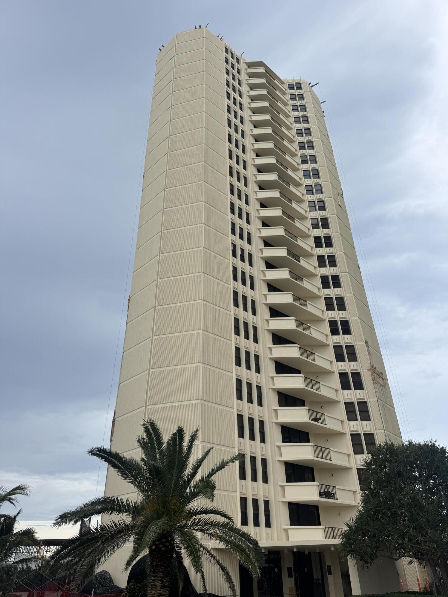 2800 N OCEAN Drive A-22B