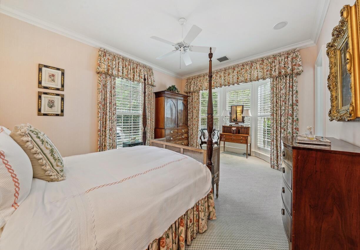 926 Village Road