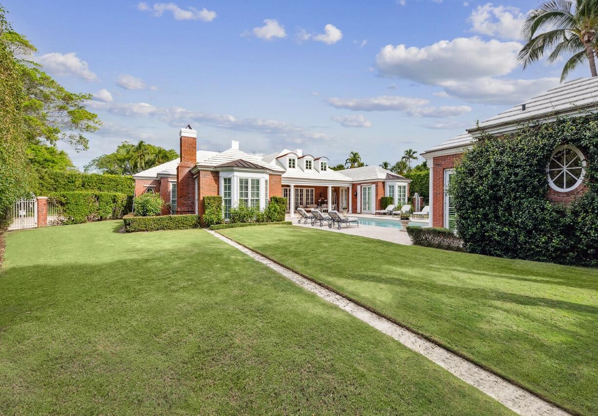 926 Village Road