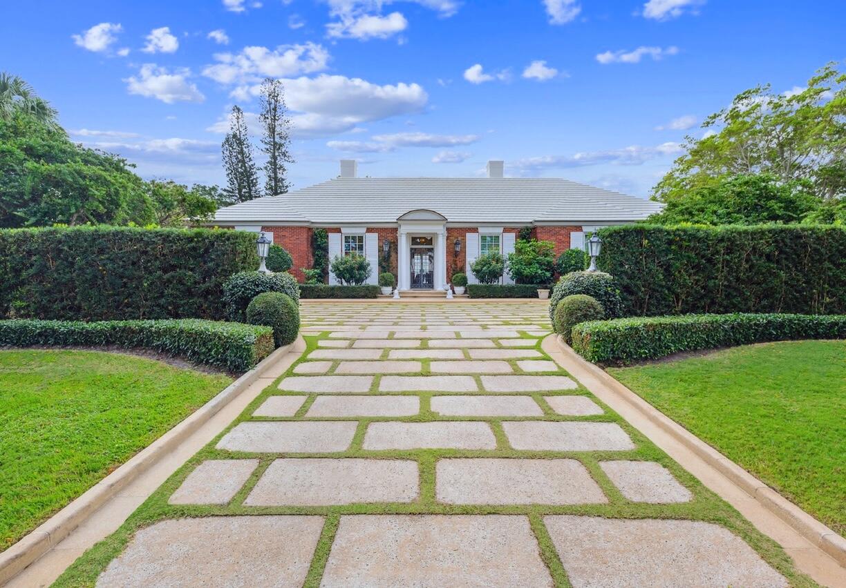926 Village Road