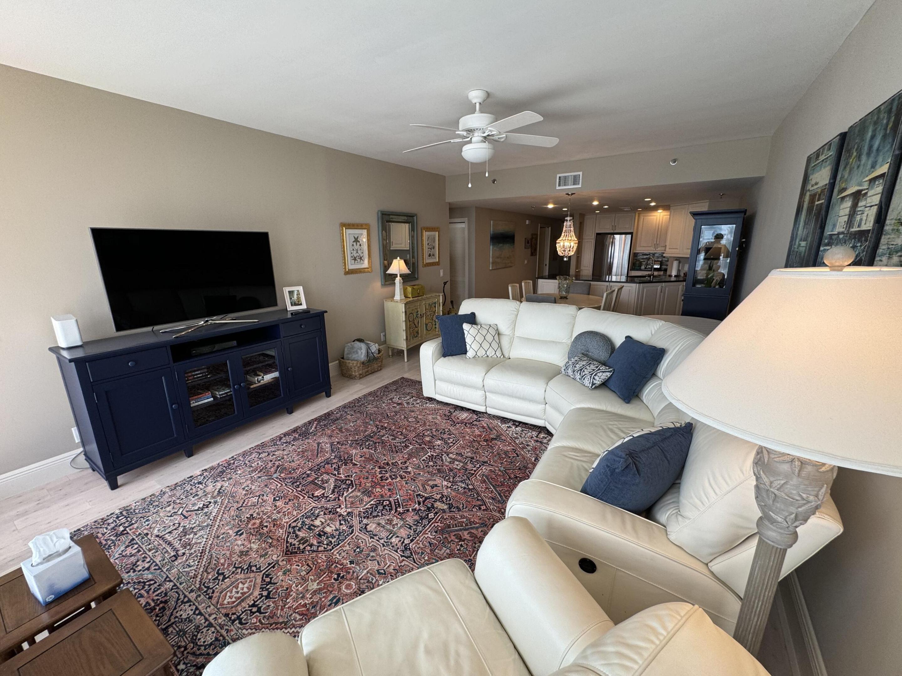 11370 Twelve Oaks Way 315