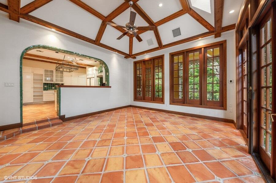 12234 Seaward Drive W