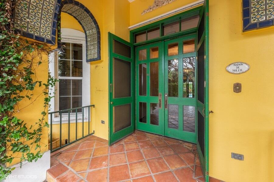 12234 Seaward Drive W