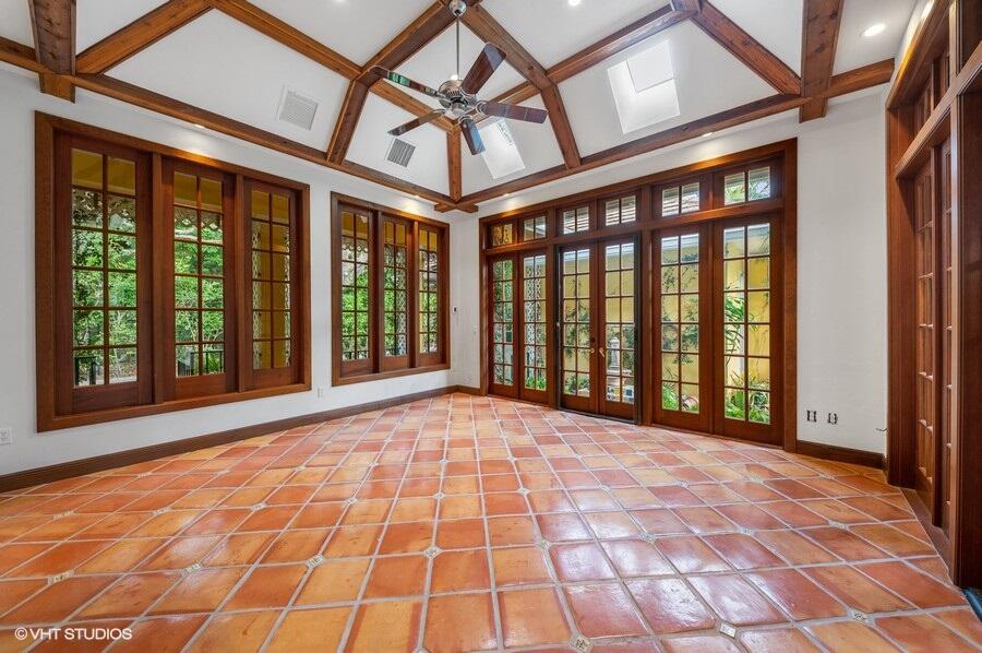 12234 Seaward Drive W