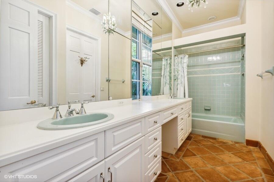 12234 Seaward Drive W