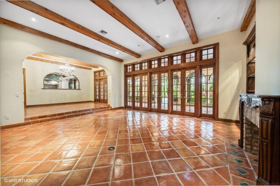 12234 Seaward Drive W
