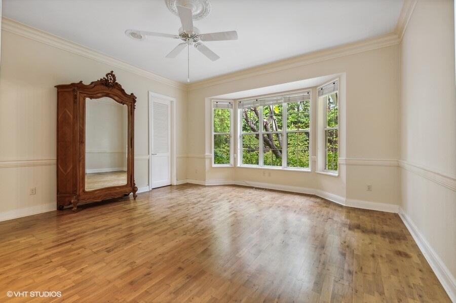 12234 Seaward Drive W