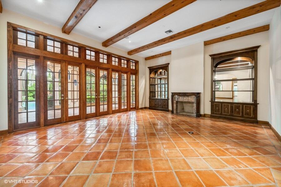 12234 Seaward Drive W