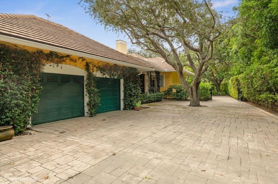 12234 Seaward Drive W